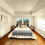 Hollywood Walk Of Fame Apartment