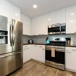 City Skyline Views 3Bed Apt La Live Convntion Centr 11110