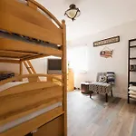 Charming La 2 Bedroom For Your Home Away From Home