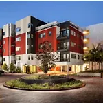 A-Class Luxury 2 Bedrooms Apt In Woodland Hills Ca