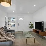 Modern House Central Location