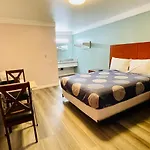 Paradise Inn