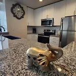 Luxury Downtown La 2Bdr Home