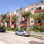 N Hollywood 2Br W Gym Pool Nr Tj Shops Lax-591