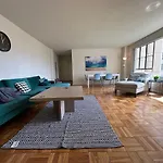 La Brea Apartment