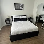 Marina Del Rey 2 Bedroom Apartment