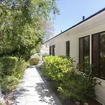 Amazing View-Pool-Spa Home Near Universal Studios & Beverly Hills