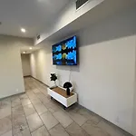 Hollywood 3 Bedroom Penthouse Apartment