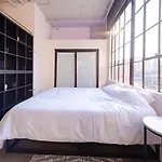 Gorgeous Dtla Artist Loft With Parking And City Views