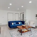 Luxury La Home-Cheviot Hills -Lovely Yard