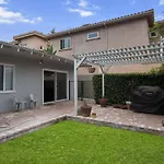 Woodland Hills Zen Modern