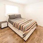 Chic Koreatown 1 Bedroom Close To Downtown La With Free Gated Parking