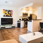 Cozy Koreatown 1 Bedroom Modern Furnished Free Parking