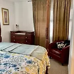 La Casita Divina