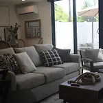 Great House In Middle Of La