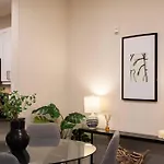Oasis Of West Hollywood