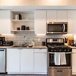 Luxury And Bright 2Bdr And 2Bth 4 Guests In Hollywood