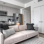 Downtown Studio W Roof Pool Gym Nr 110 Lax-733