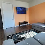 Beautiful Cozy Home In Downtown Los Angeles