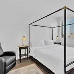 Luxury Dtla Condo