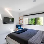 $3M Modern Hollywood New Construction Villa Oasis