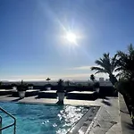 Luxury Highrise Condo Downtown La