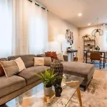 Calm & Cozy 2 Bedroom Townhome 10 Min From Universal Studios