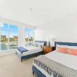 Emerald Gem 2Bedroom 2Bath With Full Marina View