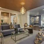 Beverly Hills 1Br W Gym Pool Nr Bars Shops Lax-1119