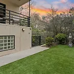 Wonderland Park Villa