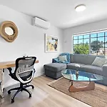 Discount For 30 Days Plus Stay In Culver City