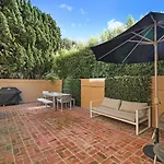 Private Room & Entrance In Marina Del Rey