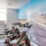 Hollywood 2Br W Gym Pool Lounge Nr The 101 Lax-730