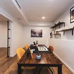 Brand New Luxurious Hollywood Estate 4 Bedroom , 7 Bathrooms Plus 3 Parking Spaces With 360 Views Of La