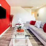 Large Chic 5-Bedroom 3 Bathroom Clost To Downtown La