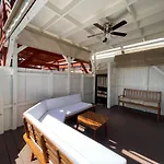 Your Home Away From Home In Beautiful Santa Monica