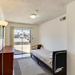 North Hollywood Home About 3 Mi To Universal Studios!