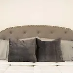 Comfortable 2Br Unit In The Heart Of K-Town