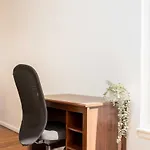 Comfortable 2Br Unit In The Heart Of K-Town