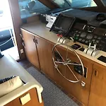 Luxury Afloat Yacht Paradise 3 Bedrooms 3Bath 5 Beds With Full Marina View