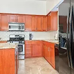 Relaxing 4-Br Oasis With Pool - Bb
