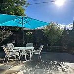Relaxing 4-Br Oasis With Pool - Bb
