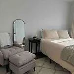 La Living Near Sofi-Lax-Beach _House