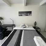 Wonderful La Studio Apartment