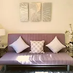 Cute Cozy Guest House In Beverly Hills