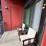 Luxury Designed 2 Bedrooms Part Hotel In Woodland Hills Ca