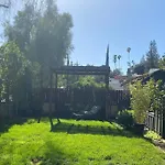 Sweet Home Woodland Hills