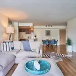 Blue Agate - Seaside Bright 2Br With Marina Views