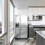 2Br Luxury Highrise Hollywood