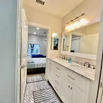 Private Room In Venice Beach